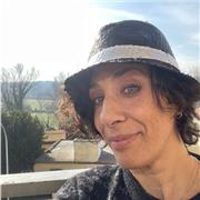 Maestra d’arte e Counselor con 20 anni di esperienza offre lezioni private a bambini dai 5 ai 12 anni.